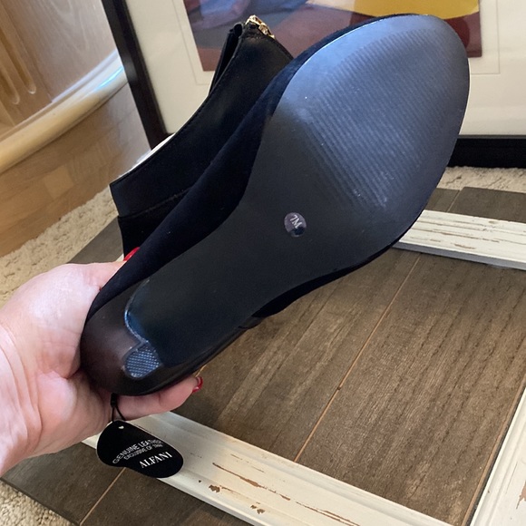 DONATED Alfani genuine leather heeled booties. Black. Size 7M. Brand new - Picture 6 of 8